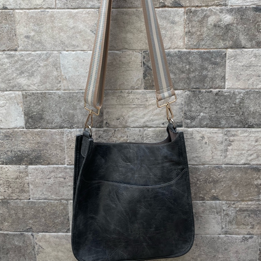 ❤️ ADHORNED GREY MESSENGER CROOSBODY BAG WITH ADJUSTABLE GUITAR STRAP PURSE